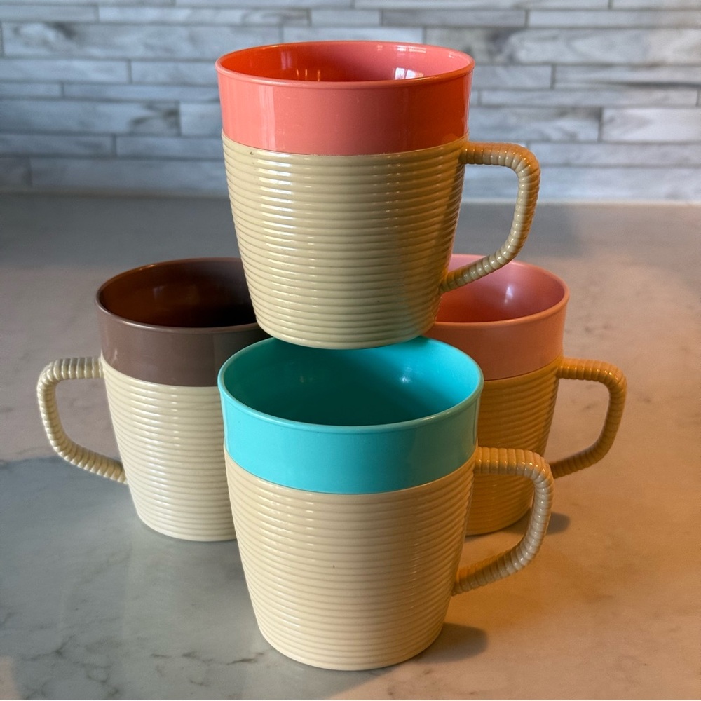 4 Vintage Retro MCM Raffiaware Thermo-Temp Picnic Coffee Cups Mugs Made in USA